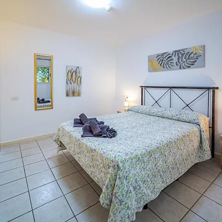 Apartament La Dorada En Rocas Del Mar Costa Del Silencio