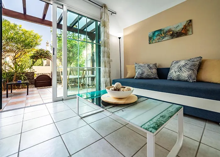 La Dorada En Rocas Del Mar コスタ・デル・シレンチオ